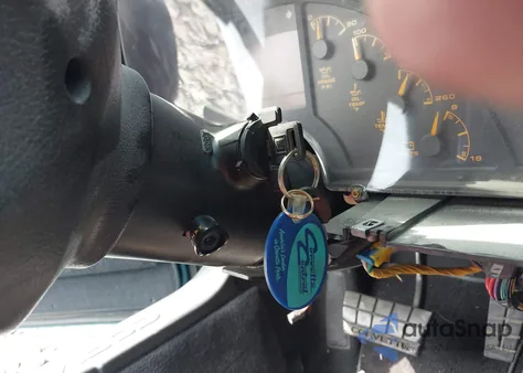 1992 Chevrolet Corvette из США, поврежденный, VIN 1G1YY33P0N5114962